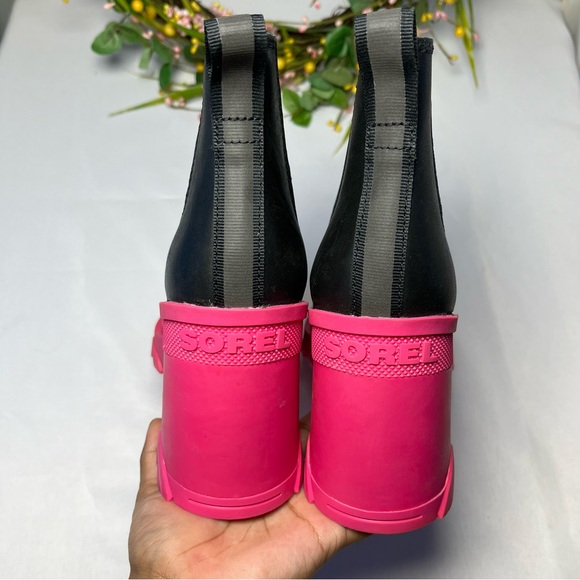 Sorel Brex Waterproof High-Heel Chelsea Boots Black Cactus Pink Size 7.5 - Picture 6 of 16